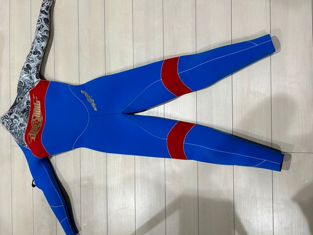 NDS  ダイビング　ウェットスーツ　冬でも体温を守れる