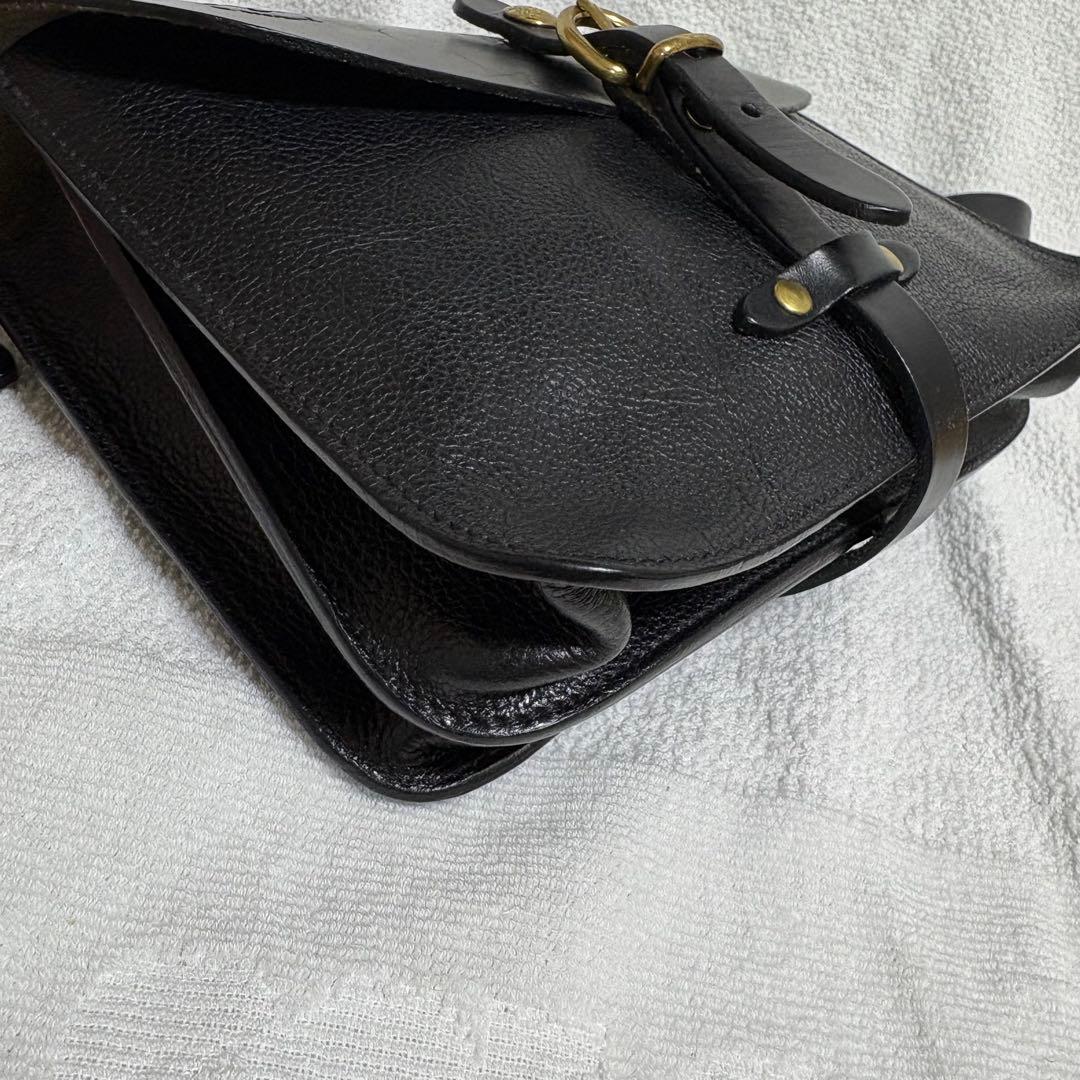 IL BISONTE ショルダーバッグ ブラック