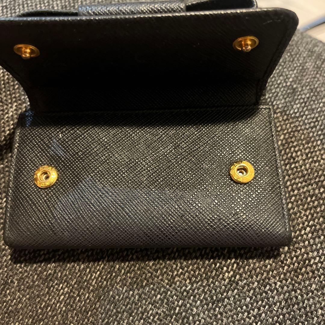 PRADA ブラック レザー キーケース リボン