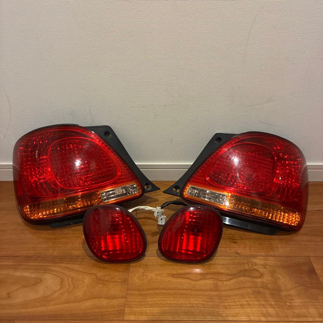 JZS161 アリスト☆後期純正テールレンズ