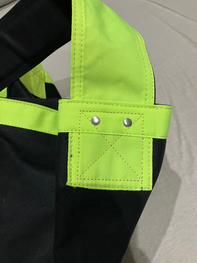 ビームスボーイ　ニュースペーパーバッグ