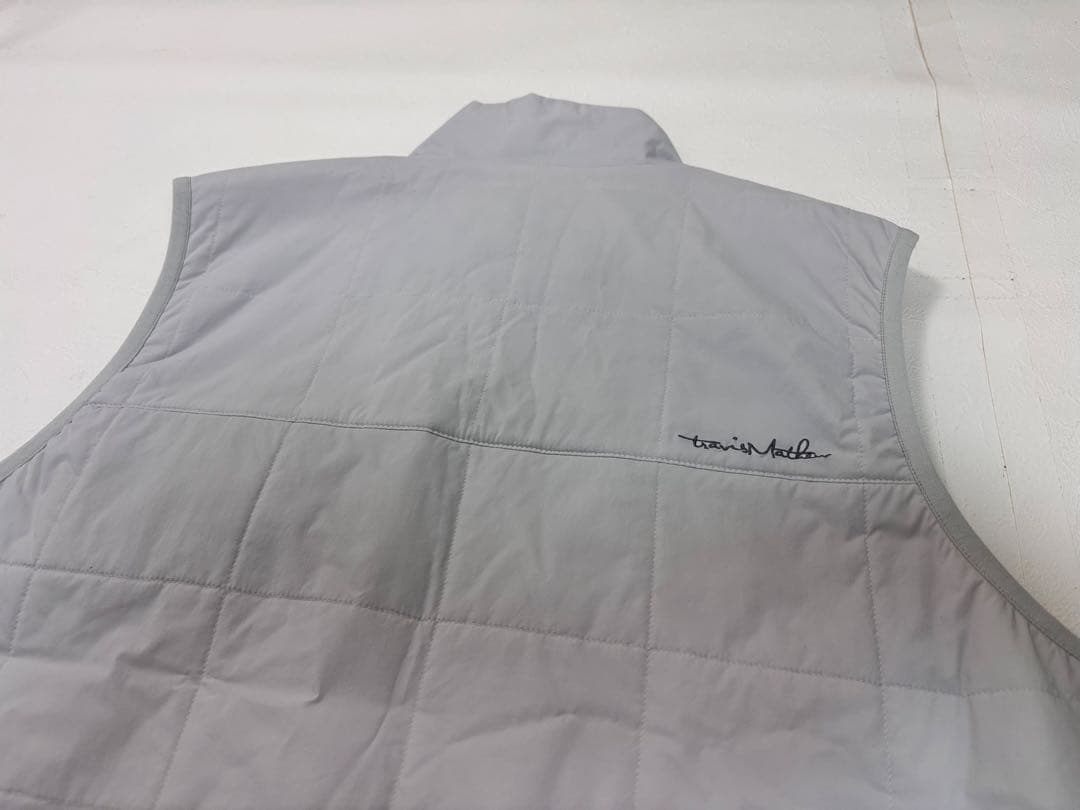【極美品】トラビスマシュー ゴルフ ベスト グレー L 石川遼 着用 ブランド