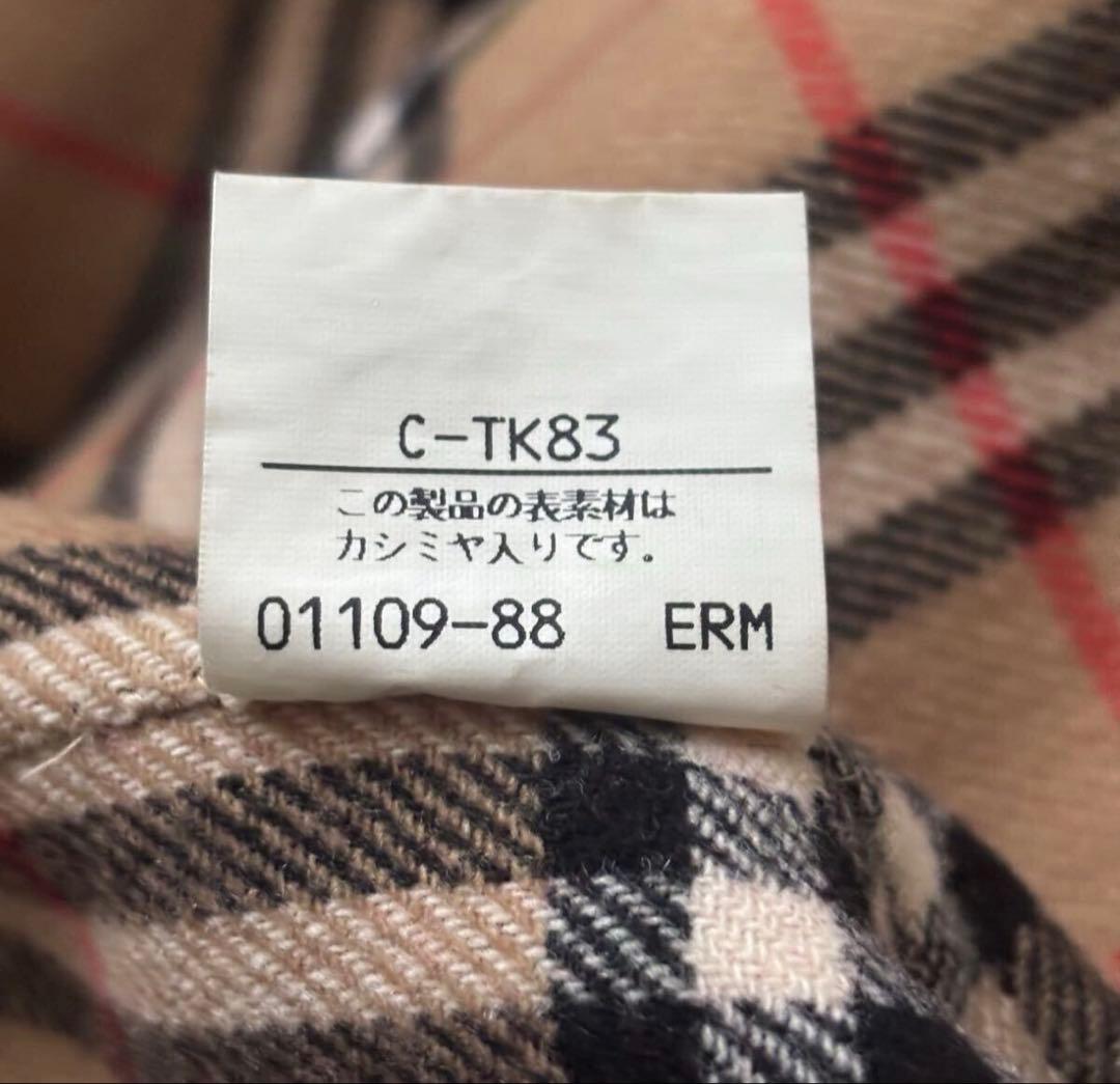 BURBERRY 金ボタン コート 赤