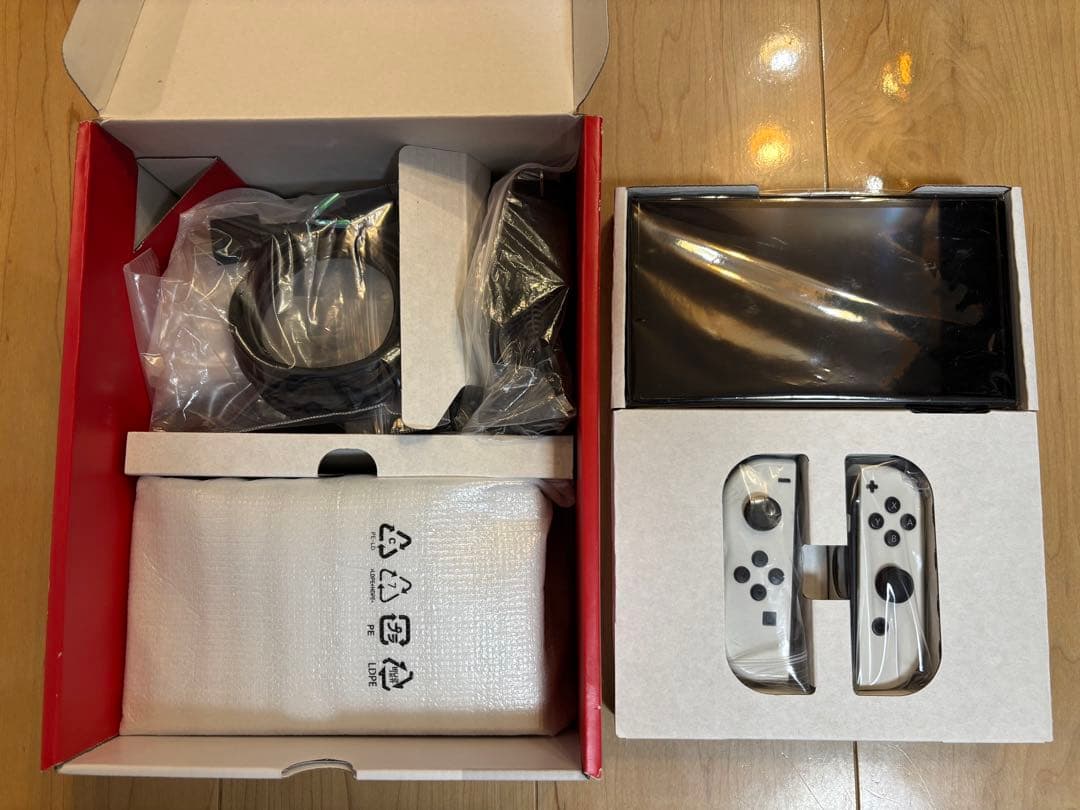 Nintendo Switch 有機ELモデル ホワイト 本体 箱付☆付属品完備