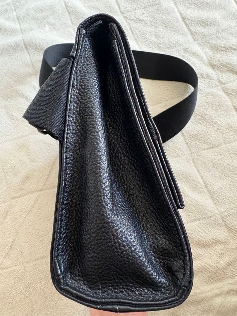 ear PAPILLONNER ワイドテープショルダーバッグ　ブラック