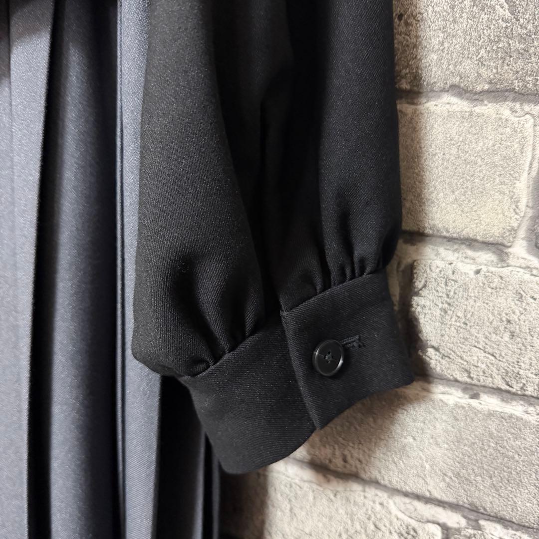 【美品】HARE　バイカラープリーツコート　ブラック　ベルト付