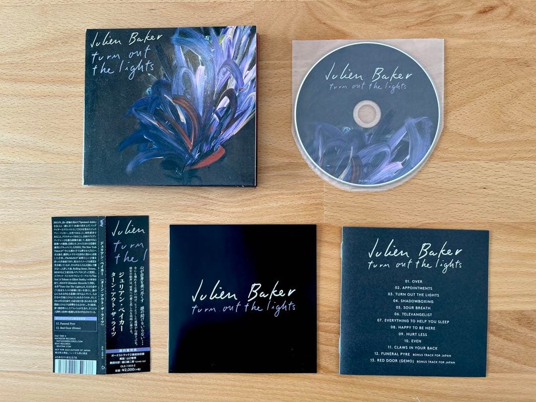 ジュリアン・ベイカー turn out the lights CD 直筆サイン