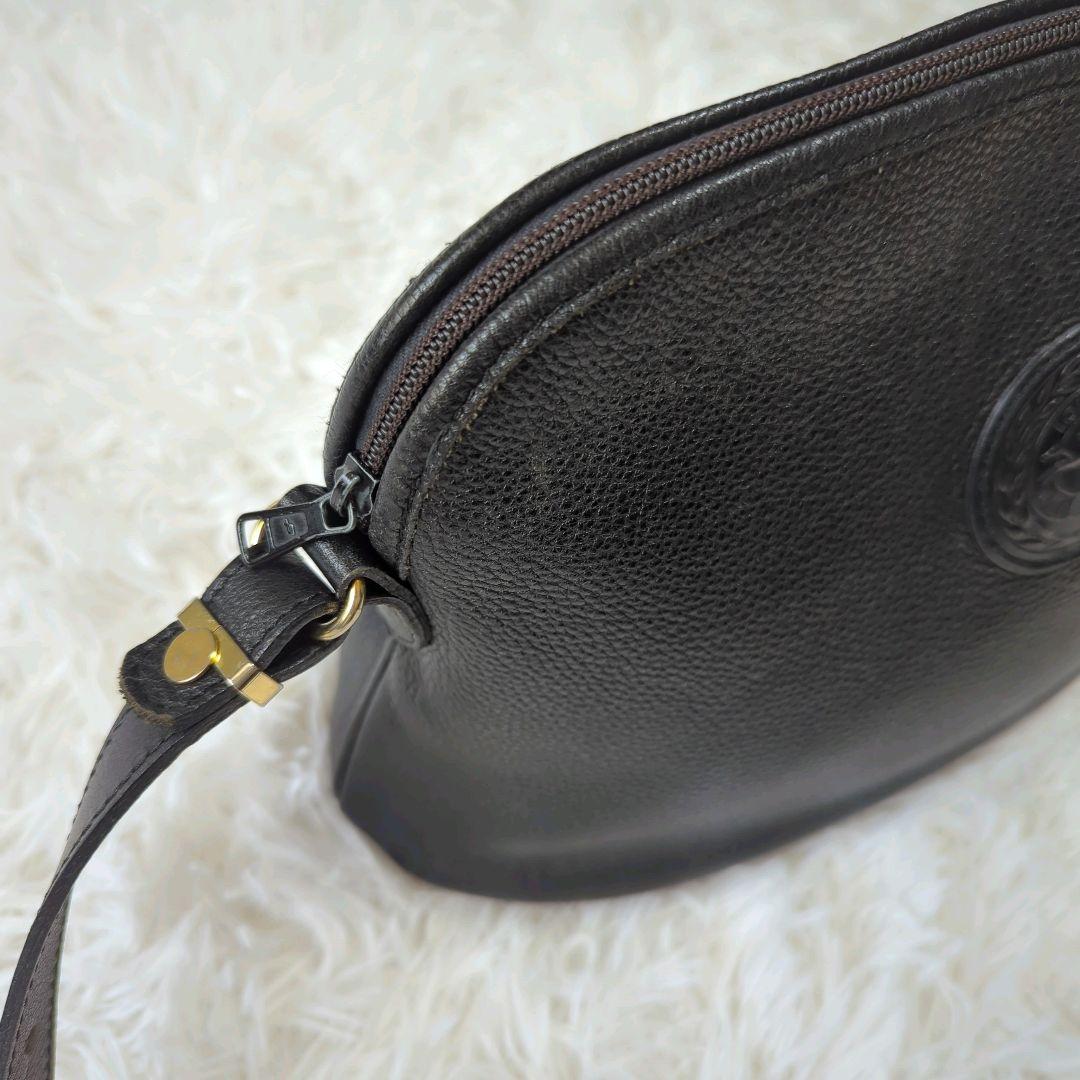 LONGCHAMP ロンシャン ショルダーバッグ 斜め掛け ロゴ刻印 シボレザー