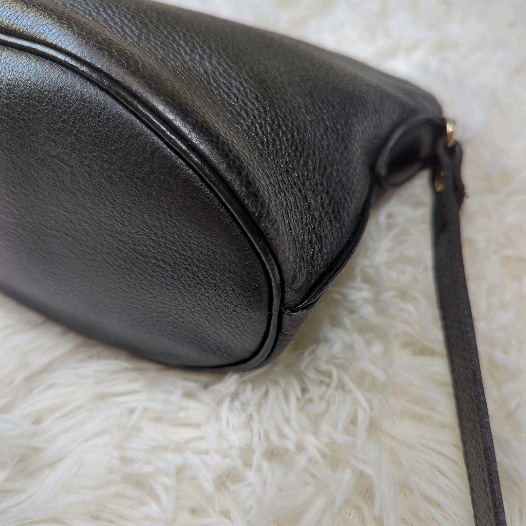 LONGCHAMP ロンシャン ショルダーバッグ 斜め掛け ロゴ刻印 シボレザー