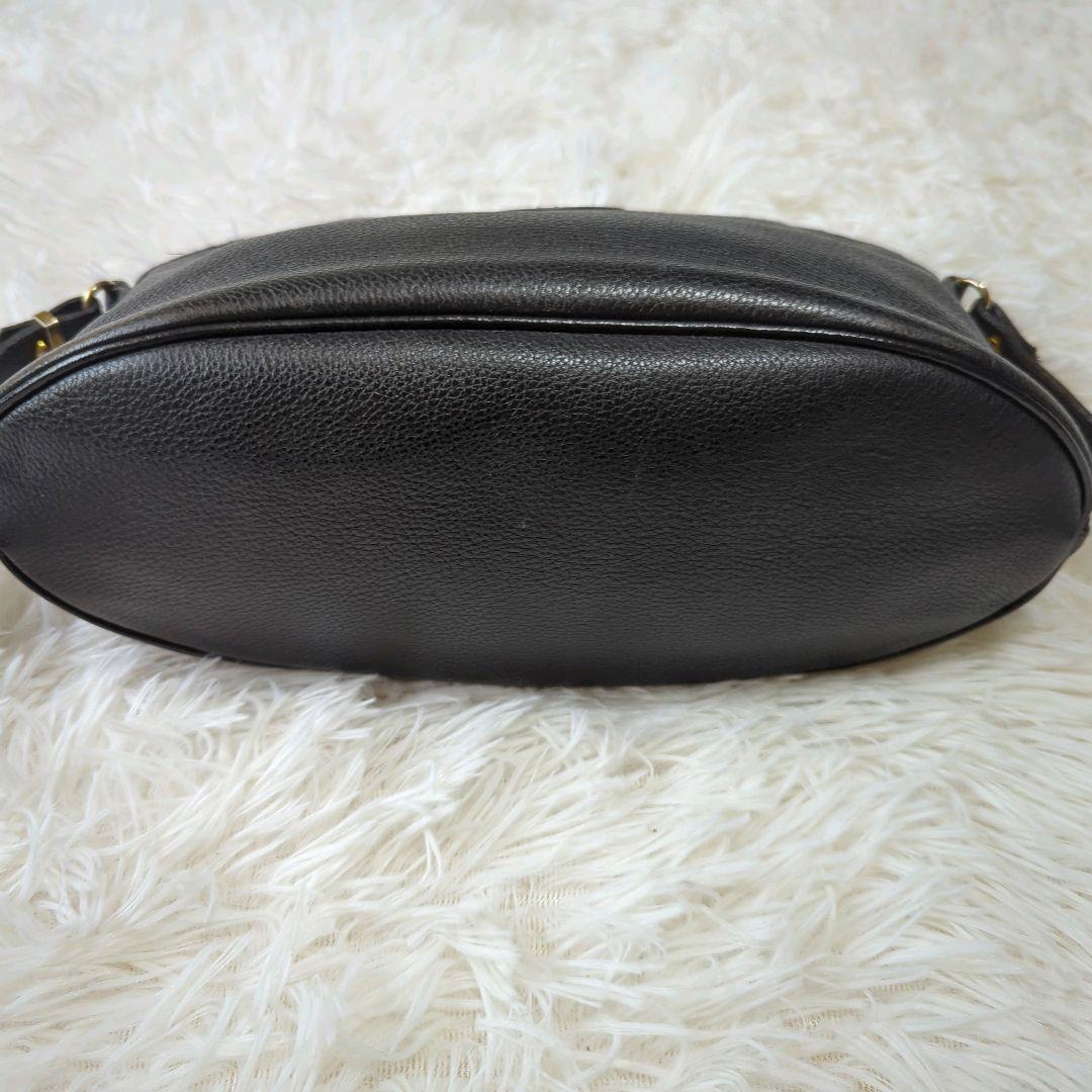 LONGCHAMP ロンシャン ショルダーバッグ 斜め掛け ロゴ刻印 シボレザー