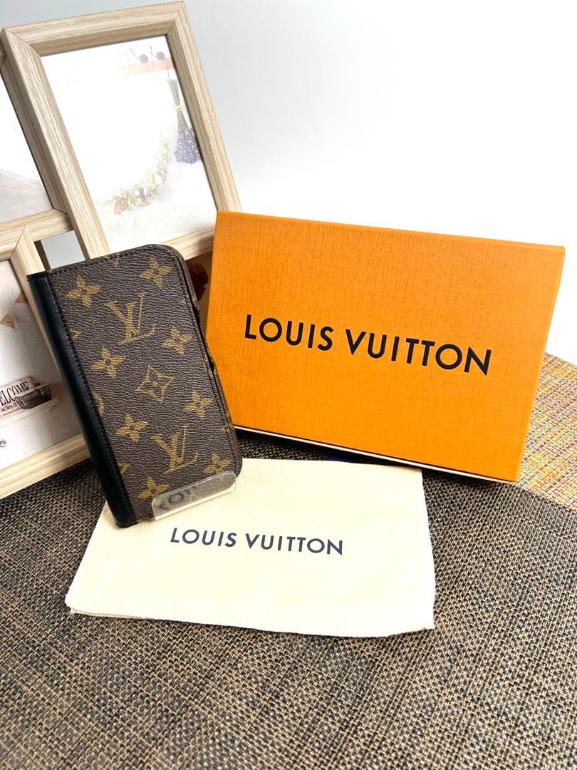 ✨極美品✨LV　ルイ・ヴィトン　フォリオ　iPhone15Pro　手帳型ケース