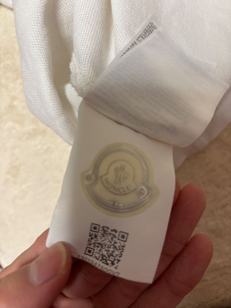 モンクレールポロシャツ