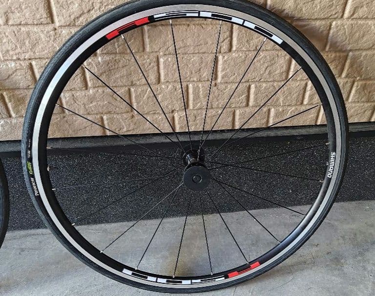 SHIMANO WH-R501A エアロスポーク 前後セット タイヤ チューブ付