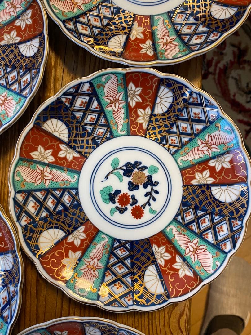 有田焼 葵窯　古伊万里様式 金彩菊紋 中皿5枚