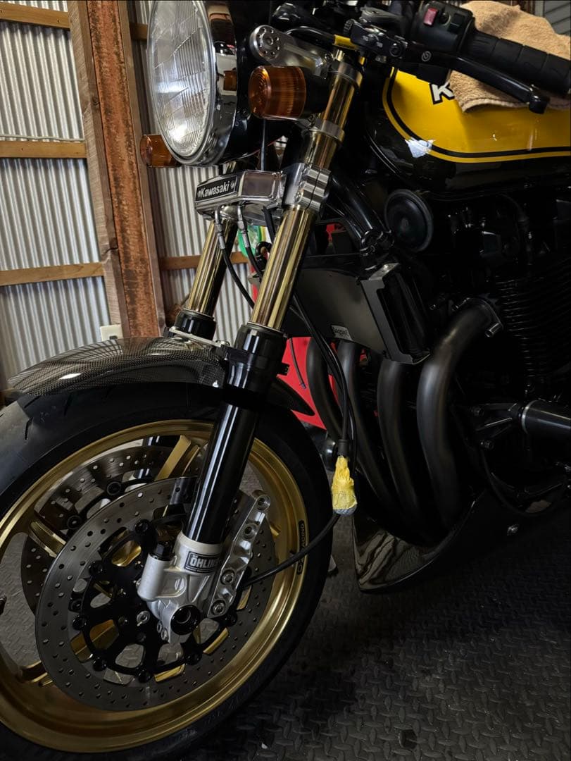 黒金オーリンズ　zrx フロントフォーク