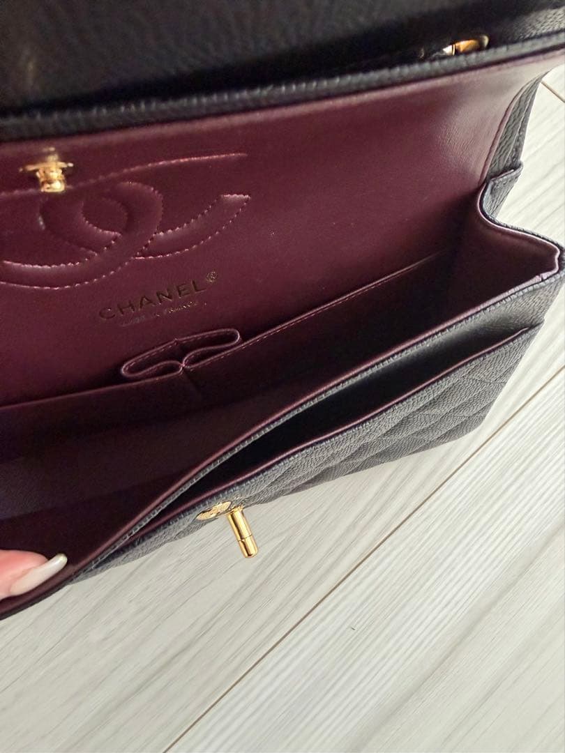 CHANEL ノベルティ　ブラックレザー マトラッセ　ショルダーバッグ　25㎝