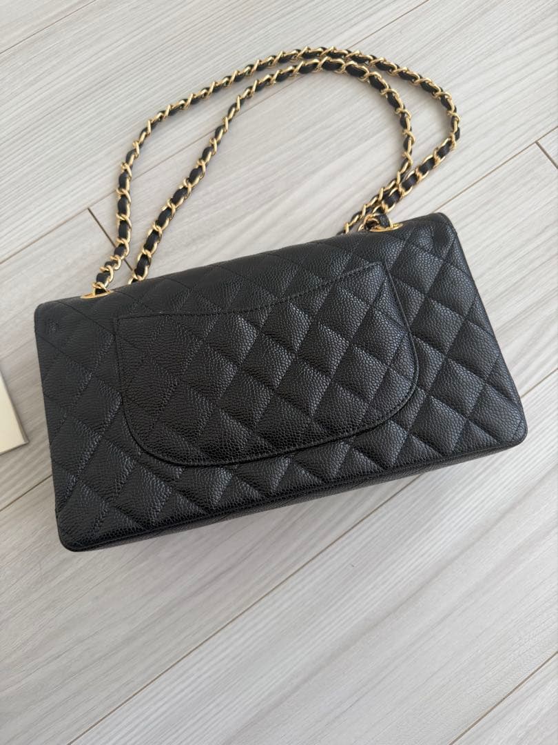 CHANEL ノベルティ　ブラックレザー マトラッセ　ショルダーバッグ　25㎝