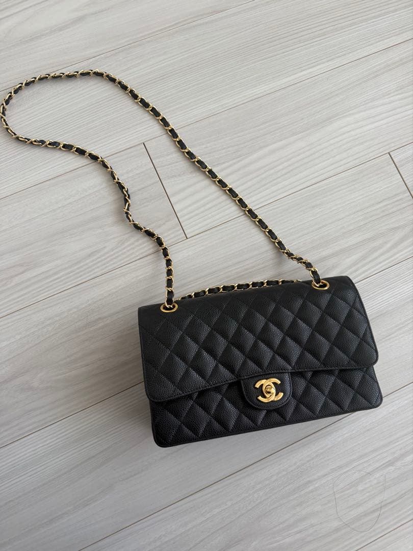CHANEL ノベルティ　ブラックレザー マトラッセ　ショルダーバッグ　25㎝