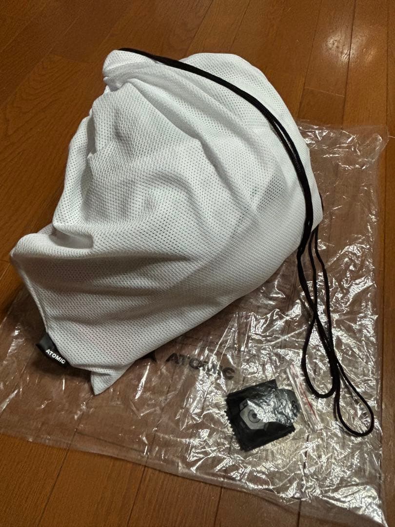 ATOMIC 子供用スキーヘルメット ホワイト