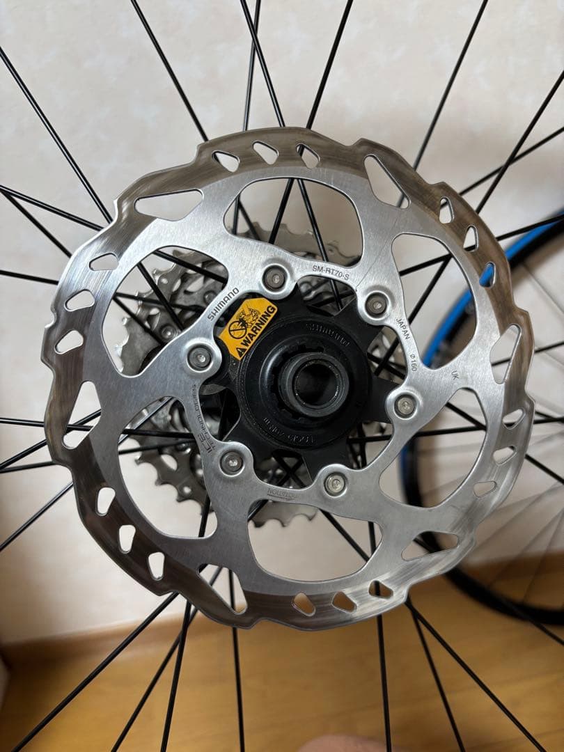 DT SWISS R470 ホイール 105ブレーキローター&スプロケット付き