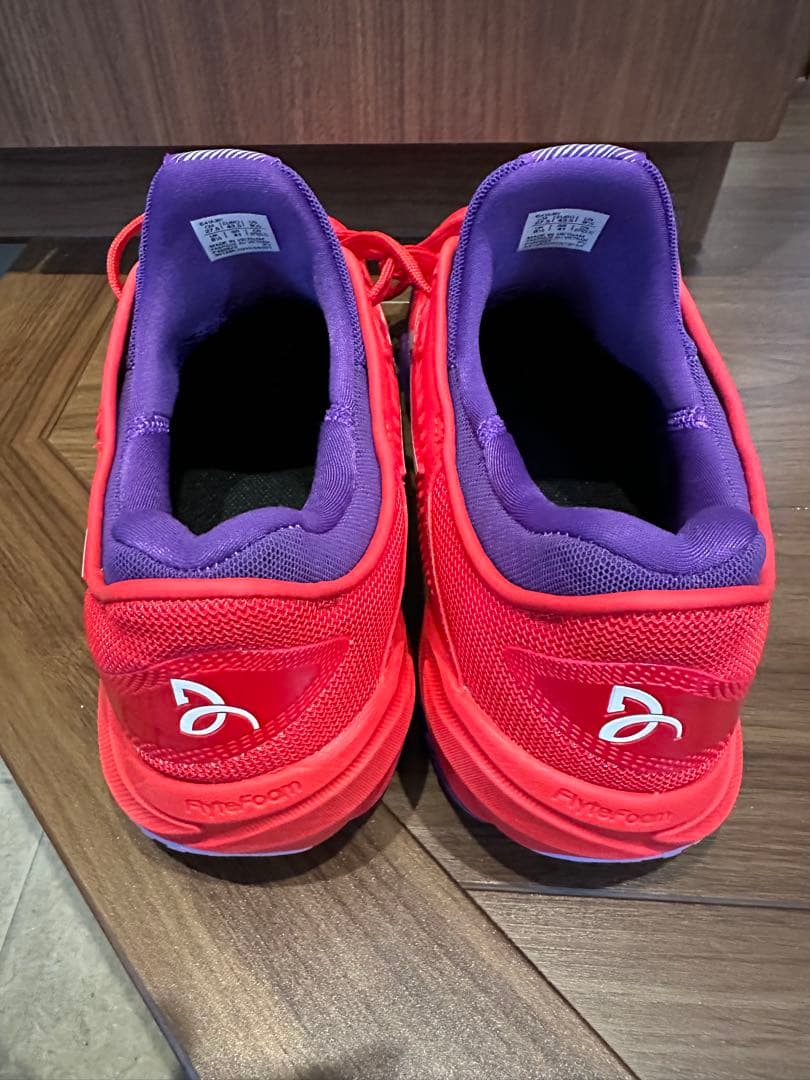 【出品終了間近】アシックス　ＣＯＵＲＴ　ＦＦ３　ＮＯＶＡＫ