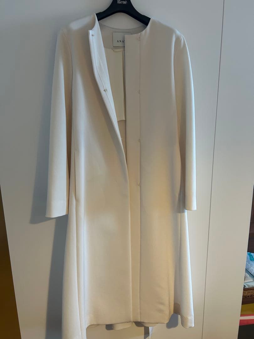 アナイ　ドレスコート