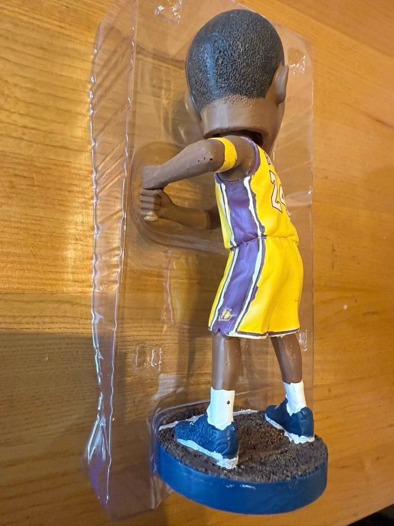 8月8日入場者限定/コービーブライアントボブルヘッド