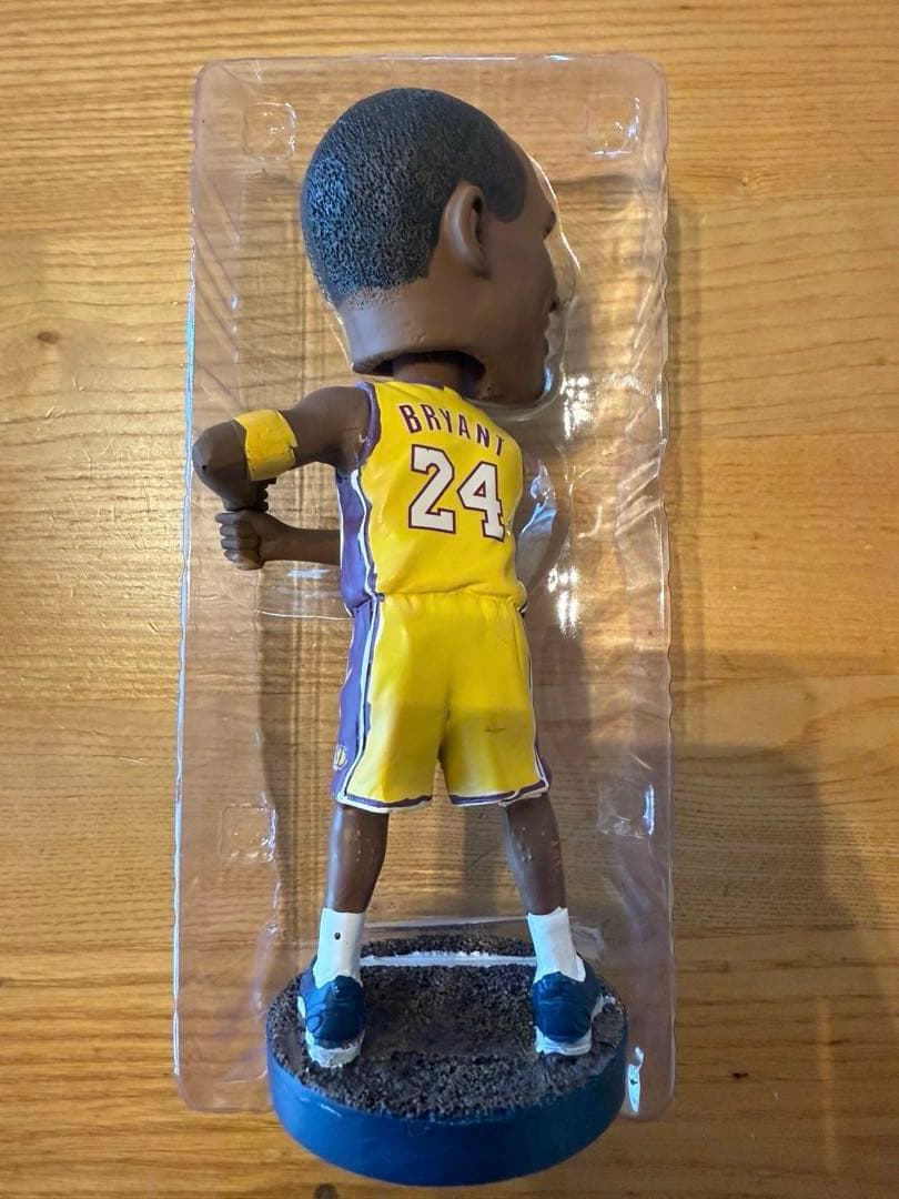 8月8日入場者限定/コービーブライアントボブルヘッド