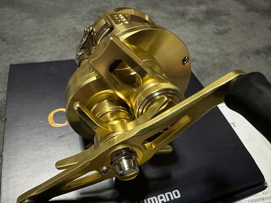 連休限定値下げ 23オシアコンクエスト 201PG シマノ　美品