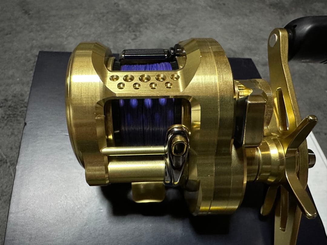 連休限定値下げ 23オシアコンクエスト 201PG シマノ　美品