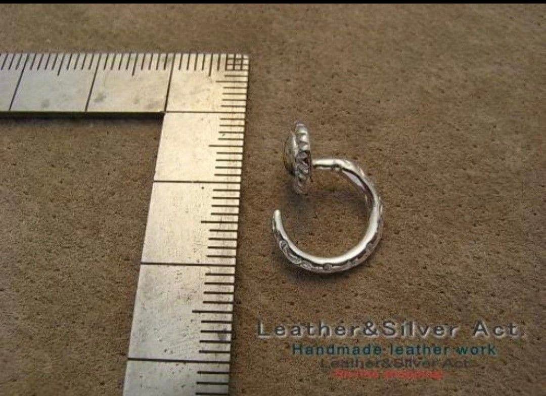 フックピアス　シルバー925 ボディピアス　ハンドメイド　フープピアス