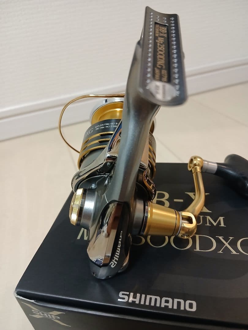 ☆セール☆ [極美品] シマノ　BB-X テクニウム Mg 2500DXG