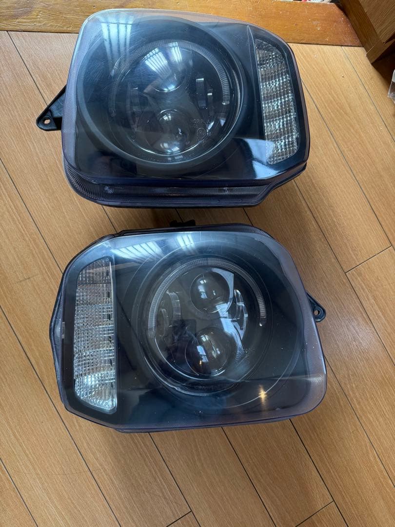 ジムニーJB23 社外プロジェクターヘッドライト