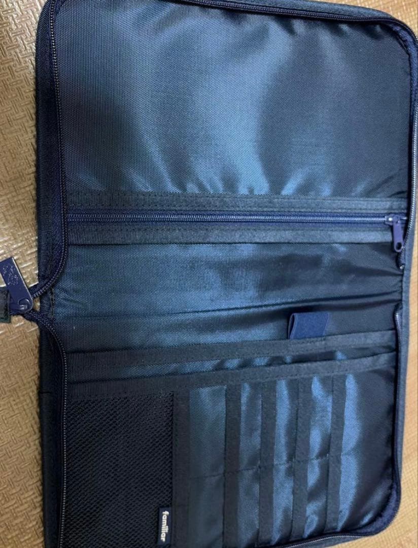 ファミリア　母子手帳ケース チェック柄 クマと犬刺繍