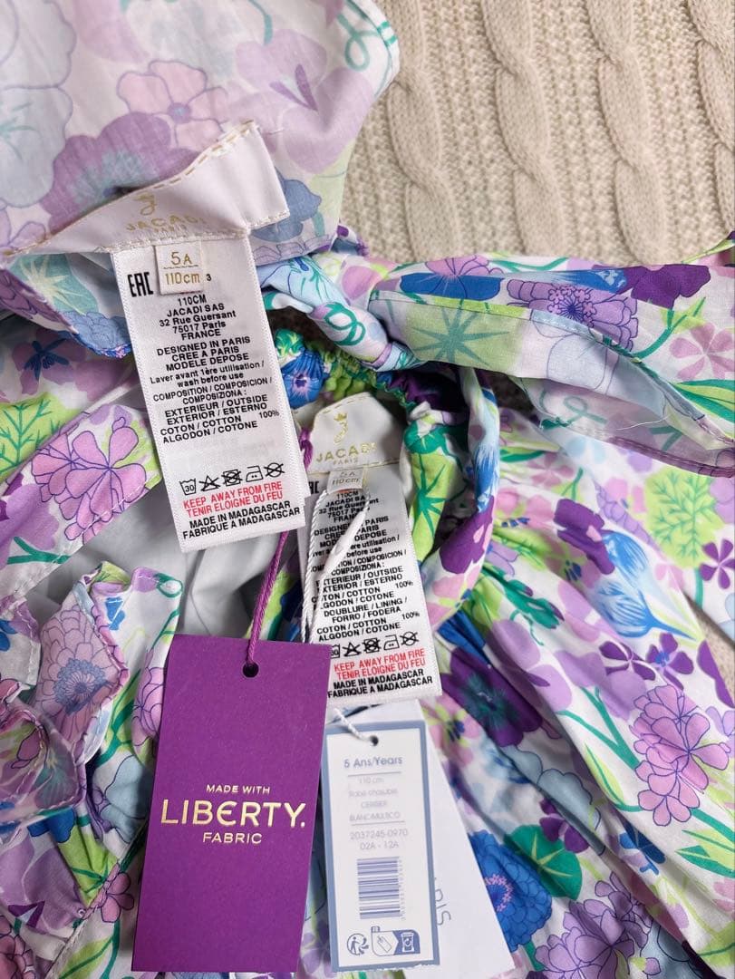 新品　Jacadi × LIBERTY 花柄　フリルスリーブ ワンピース 5A