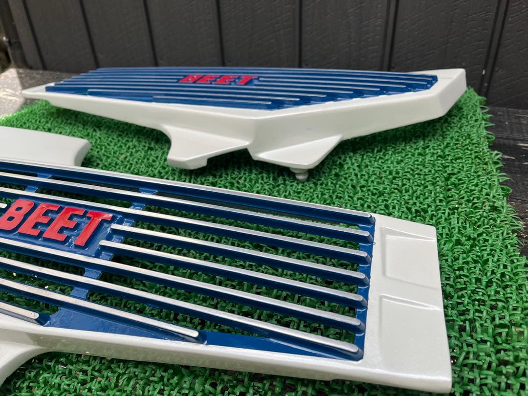 cbr400fサイドカバー　BEET ドレスアップ