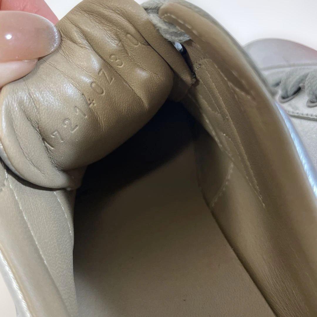 HERMES シルバー スニーカー 37