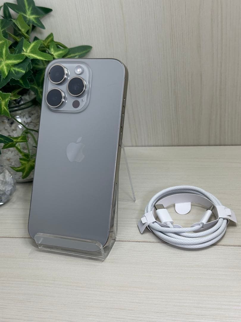 ✨iPhone 16 Pro ❣️ 256GB ナチュラルチタニウム✨100%