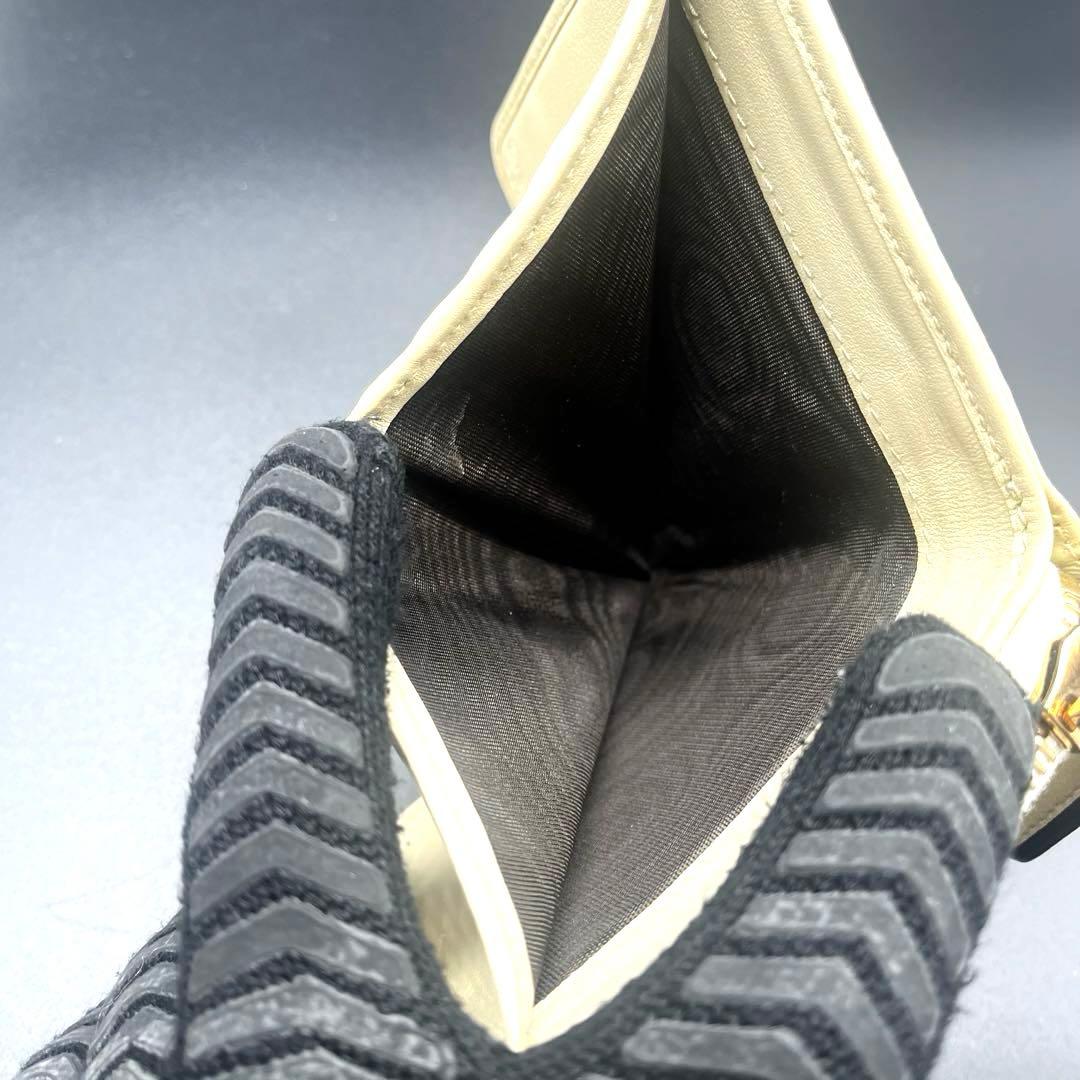 グッチ 折り財布 コンパクトウォレット マイクロシマ GG柄 レザー アイボリー