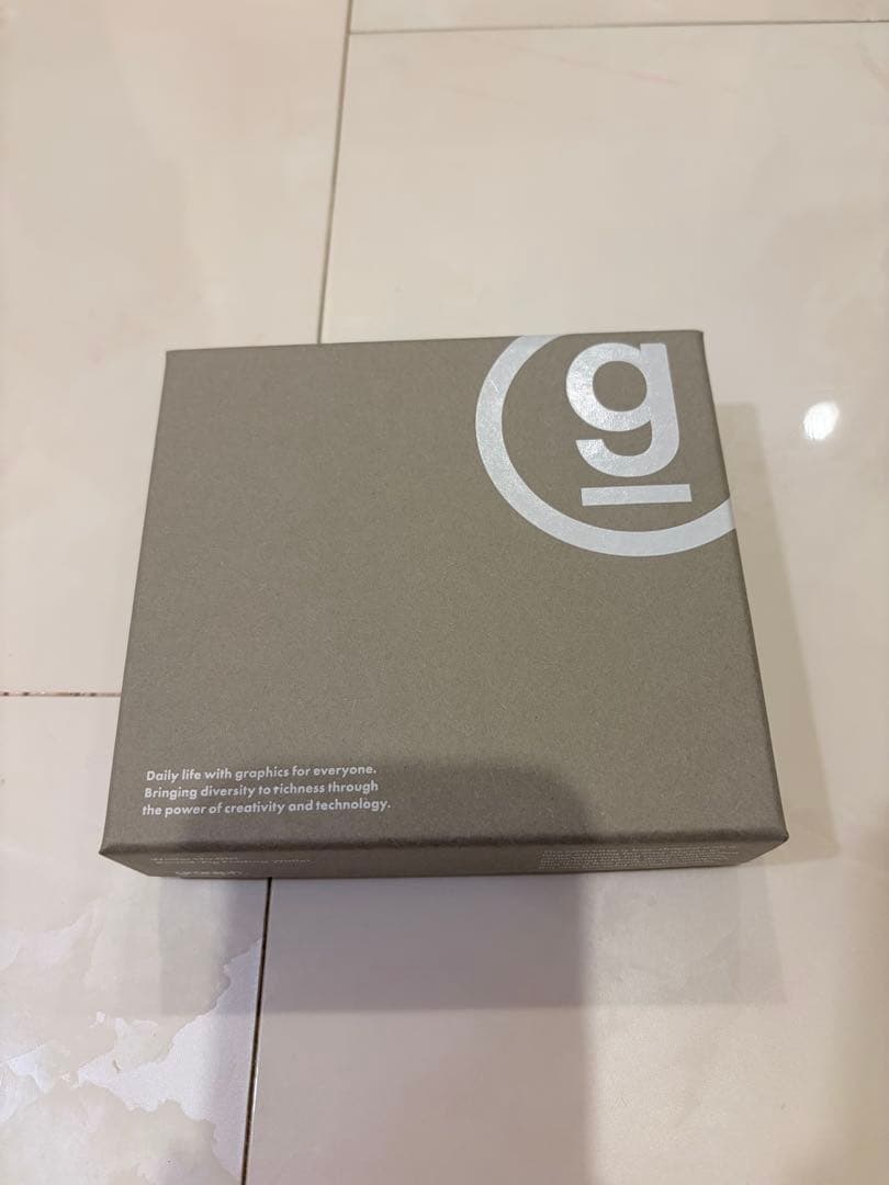 グラニフジョジョ　二つ折り財布　オインゴボインゴ