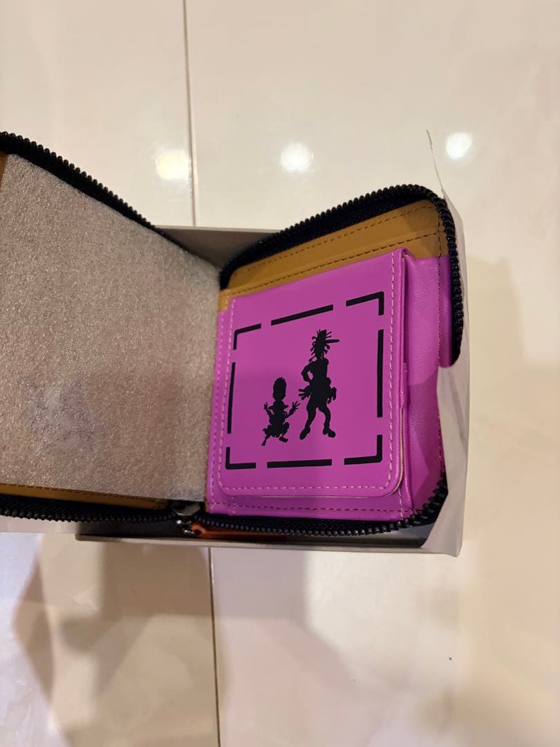 グラニフジョジョ　二つ折り財布　オインゴボインゴ