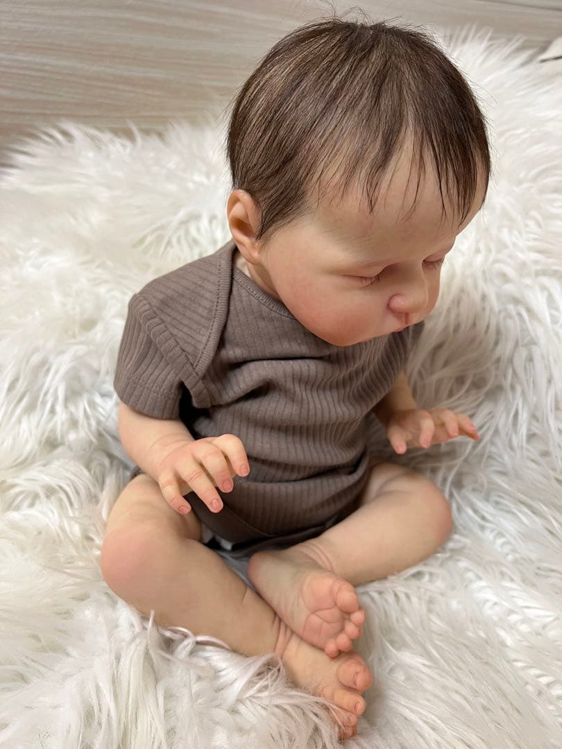 【リボーンドール】超リアルな赤ちゃん人形 約 43 cm.