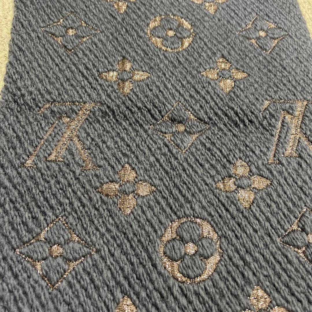 ルイ・ヴィトンマフラー フリンジ付き