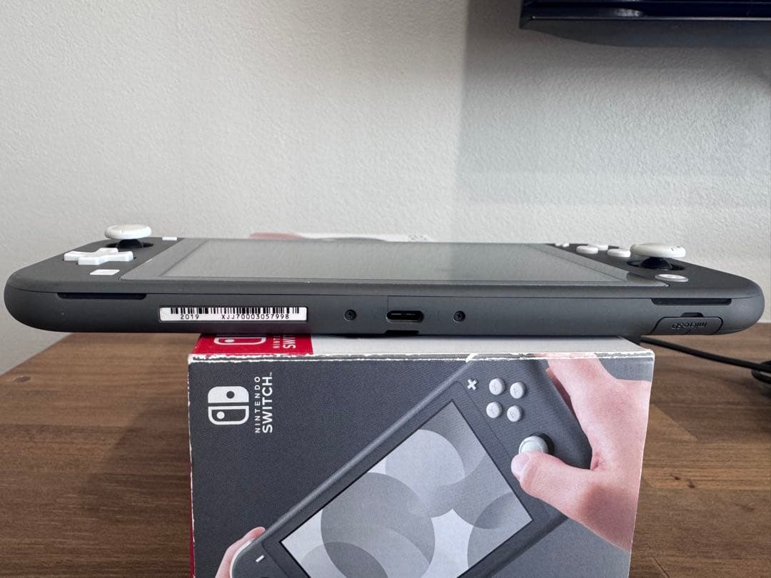 Nintendo Switch lite 任天堂　スイッチ　ライト　グレー