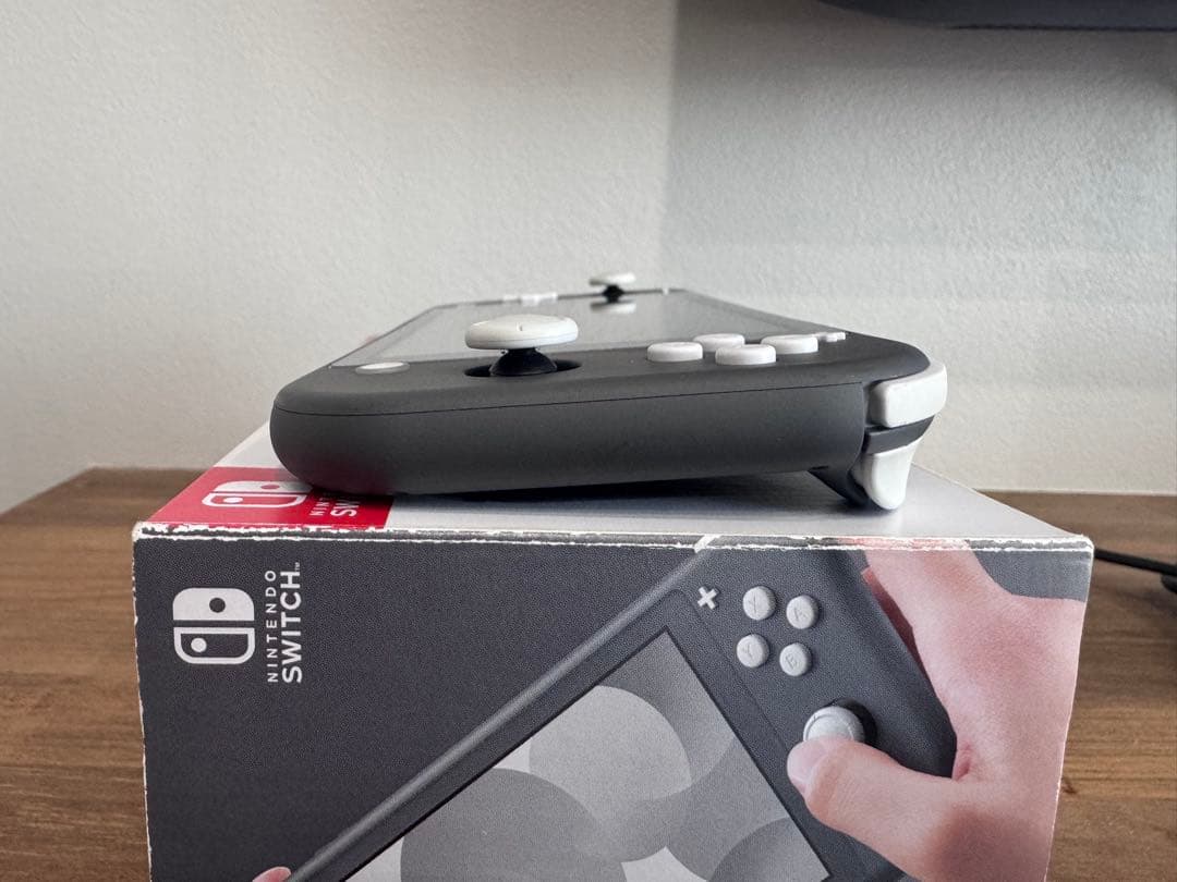 Nintendo Switch lite 任天堂　スイッチ　ライト　グレー