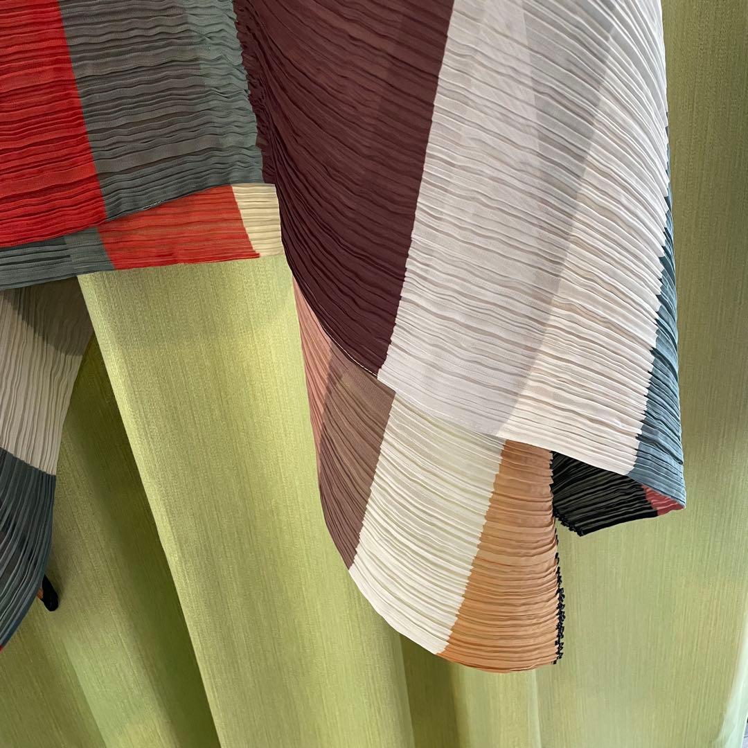 【プリーツプリーズ】MADAME-T（ストール、スカーフ、ポンチョ）光沢なし