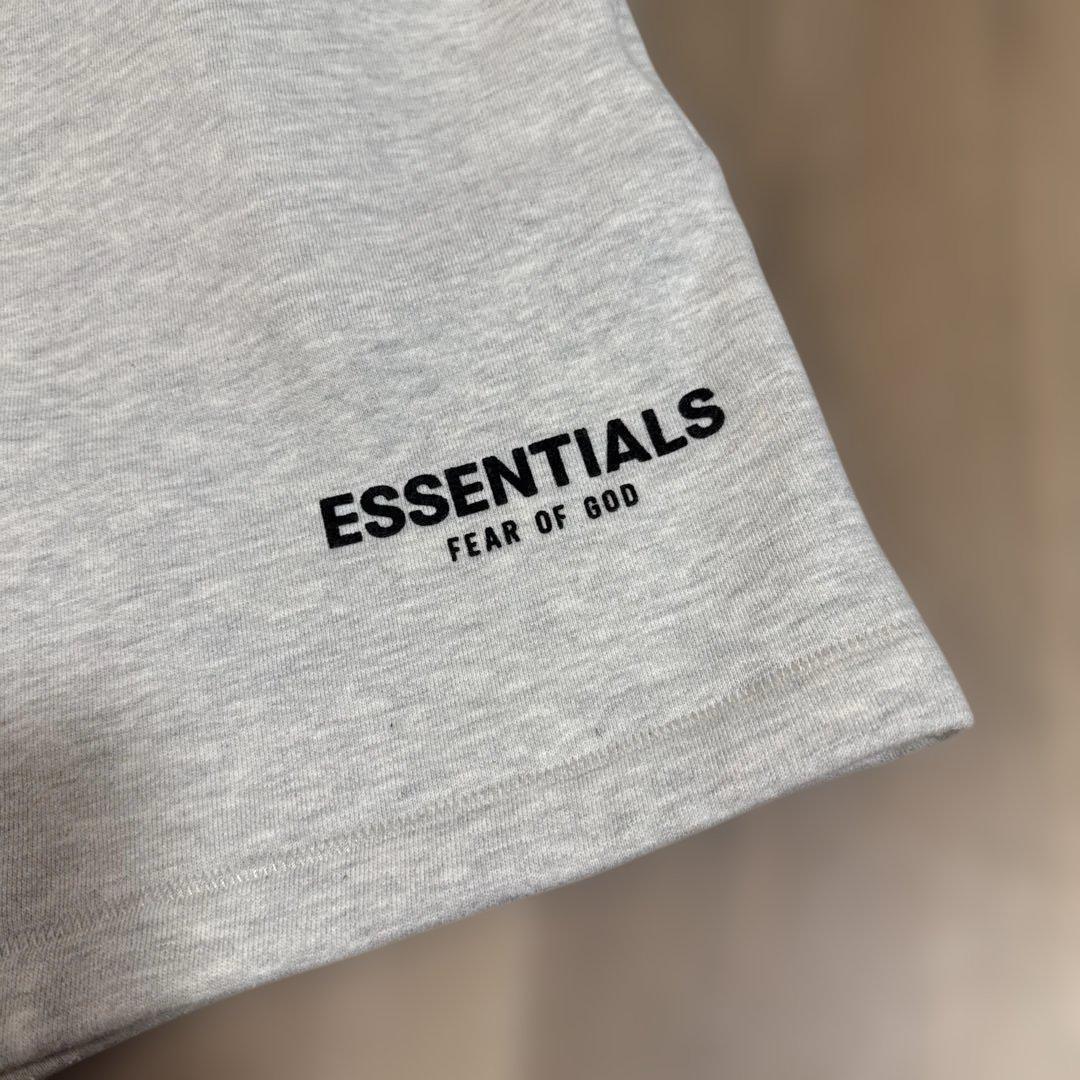 z*4様 ESSENTIALS FEAR OF GOD ショートパンツ グレー