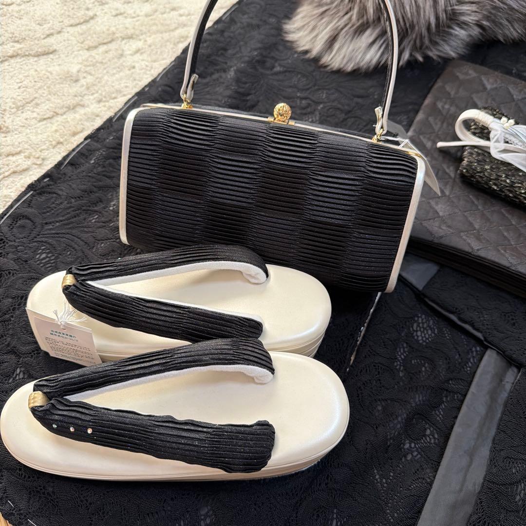 新品　未使用品　2027年モデル　振袖のフルセット　レース　黒　日本製