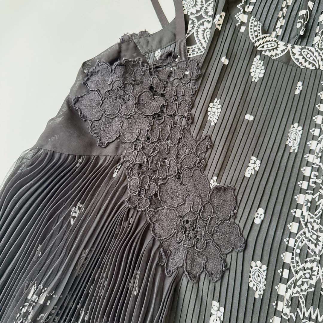 美品　sacai サカイ　レースプリーツトップス ノースリーブ ペイズリー柄