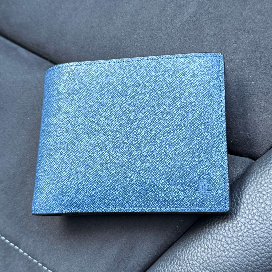 ランバンオンブルー　折り財布　青　レザー　未使用美品　LANVIN